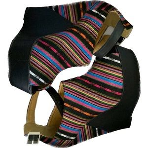 Diva Lounge Size 7 stripped Colorful wedge heels